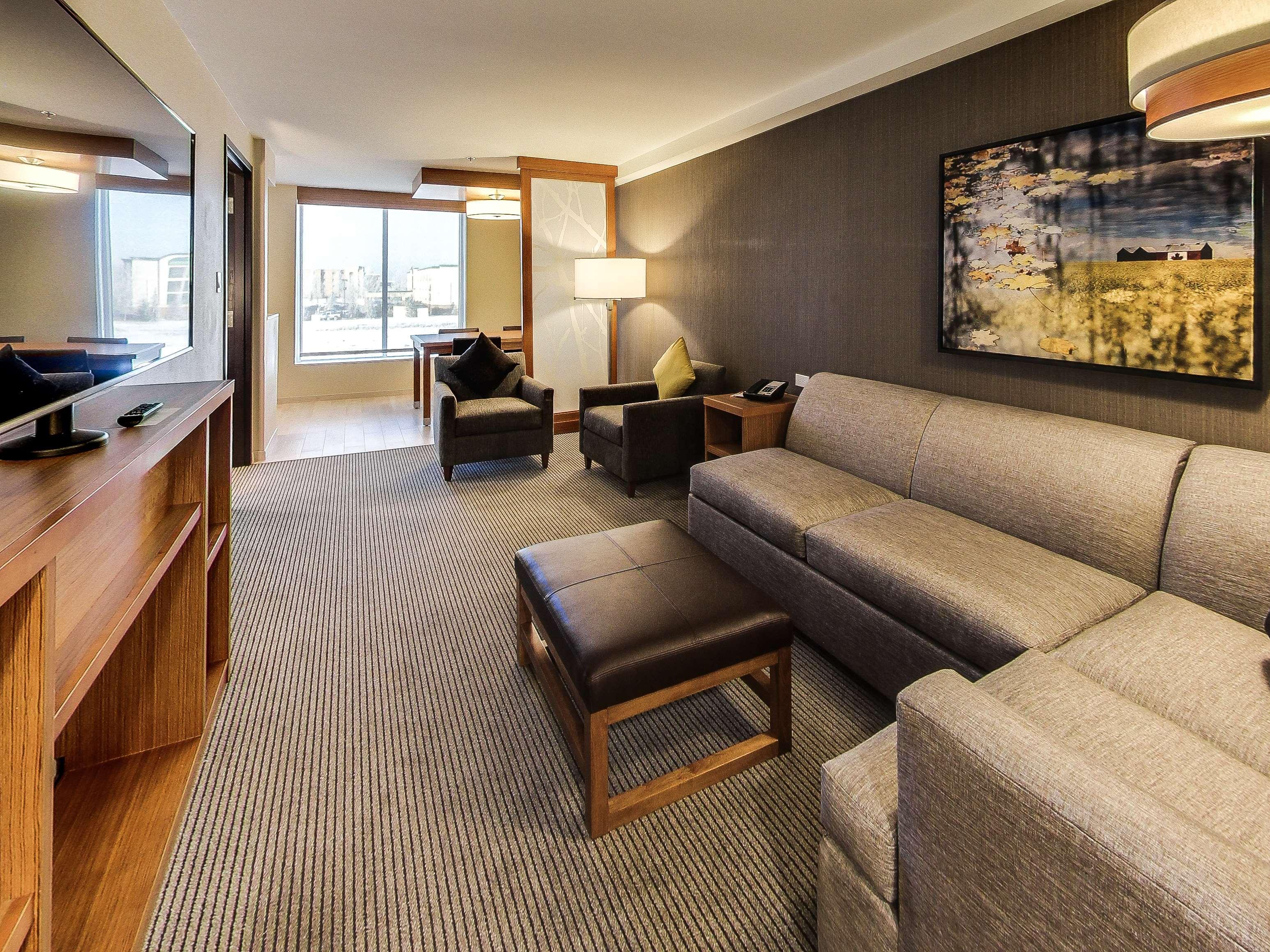 Hyatt Place Edmonton West Exterior photo